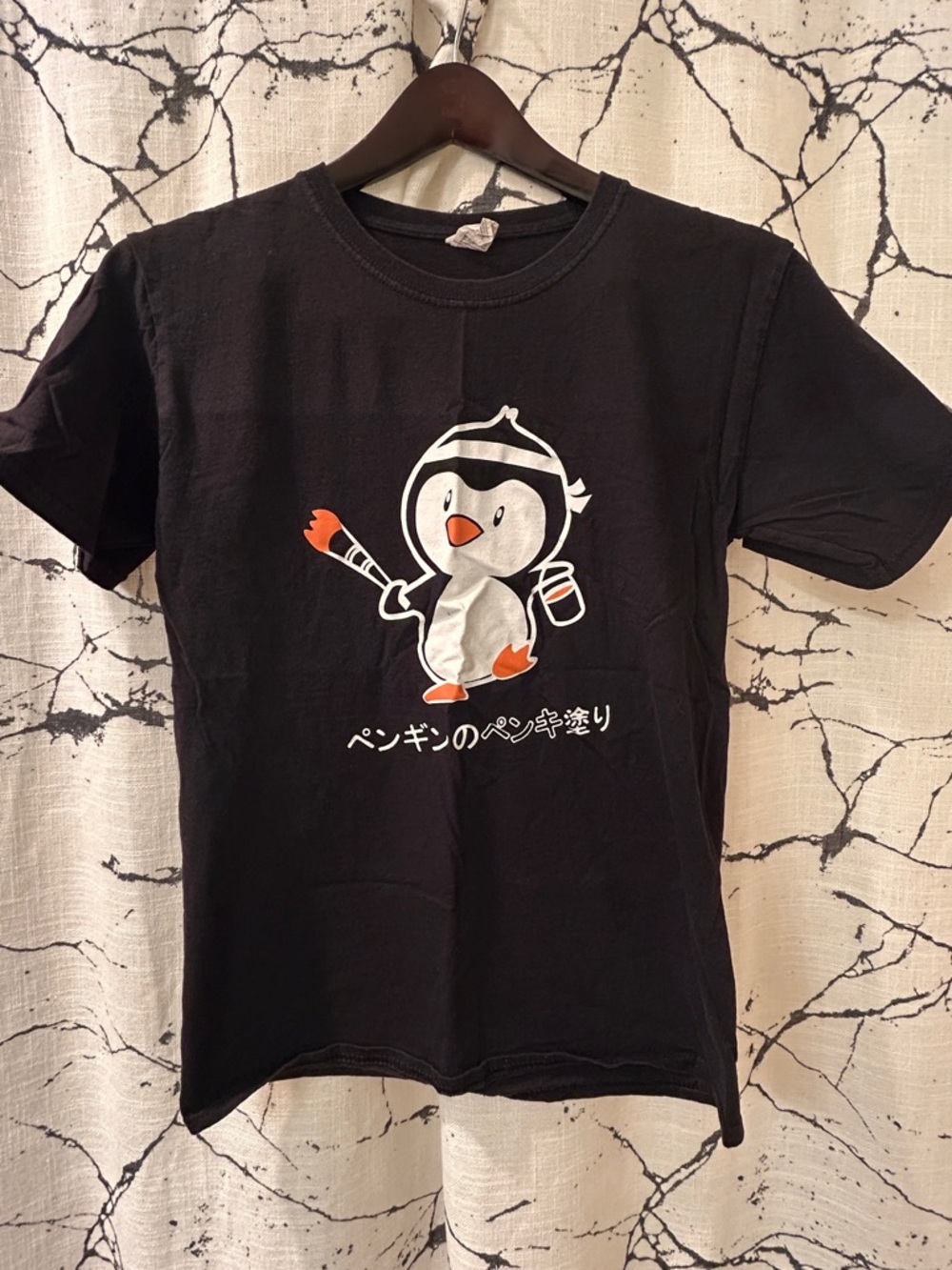 Japanese Penguin Black Tshirt Size Small